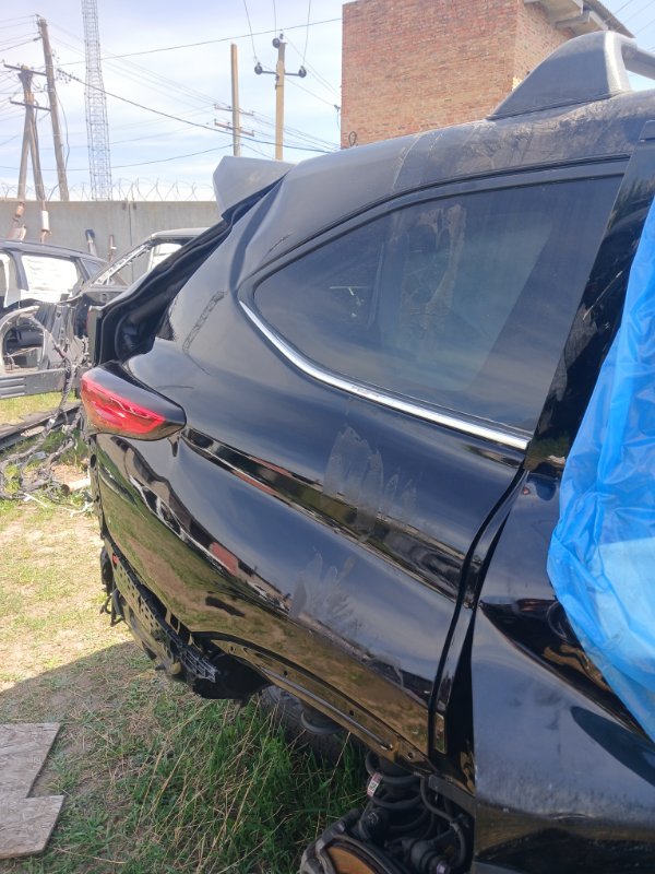 Четверть (крило) задний правый Highlander Hybrid 2021 LE 2.5 Четверть (крило) задний правый Highlander Hybrid 2021 LE 2.5