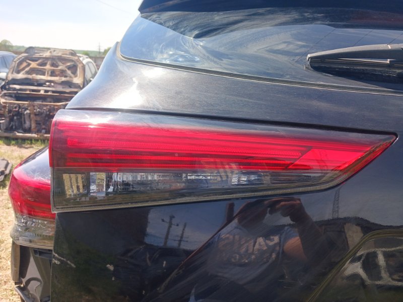 Запчасть фонарь внутренний задний левый Toyota Highlander Hybrid 2021 LE 2.5 815900E180 Б/У Фонарь внутренний задний левый Toyota Highlander Hybrid 2021 LE 2.5 815900E180 Б/У