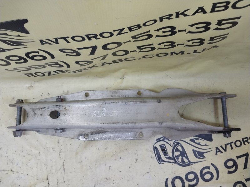 Рычаг нижний под пружину задний левый GLB 2021 X247 26092030239285