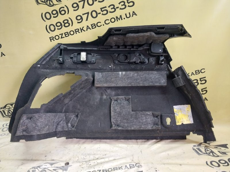 Обшивка багажника правая Mercedes-Benz GLC 300 X253 D274920