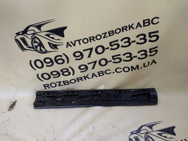Кронштейн порога правый BMW X1 2020 F48 B46A20O1 51777332330 Б/У