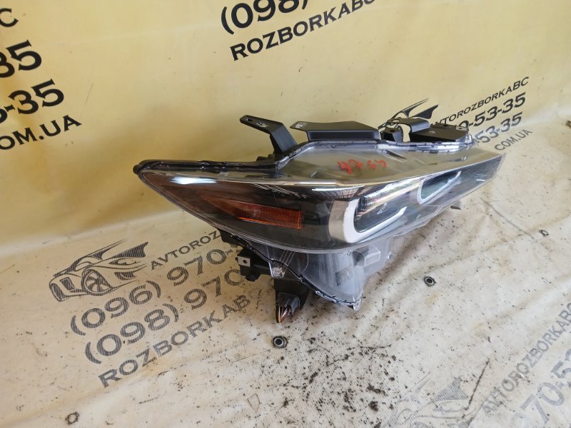 Фара передняя правая Mazda CX-5 2.5 Фара передняя правая Mazda CX-5 2.5