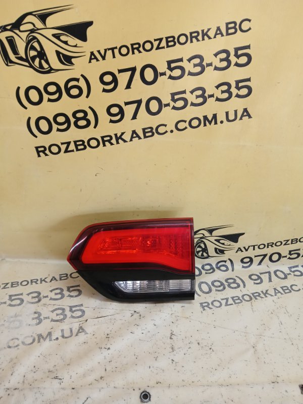 Запчасть фонарь задний правый Jeep Grand Cherokee 2015 3.6 P68142944AD Б/У Фонарь задний правый Jeep Grand Cherokee 2015 3.6 P68142944AD Б/У