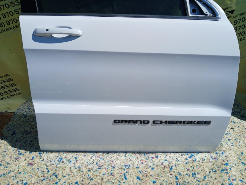 Двери передние правые Grand Cherokee 2015 3.6 Двери передние правые Grand Cherokee 2015 3.6