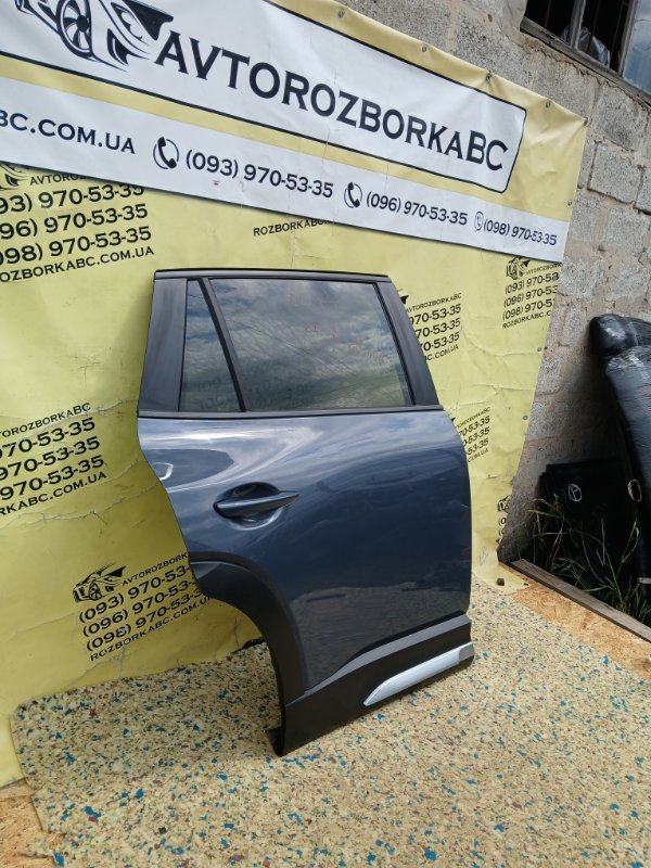 Двери в сборе задние правые Mazda Cx50 2.5 Двери в сборе задние правые Mazda Cx50 2.5