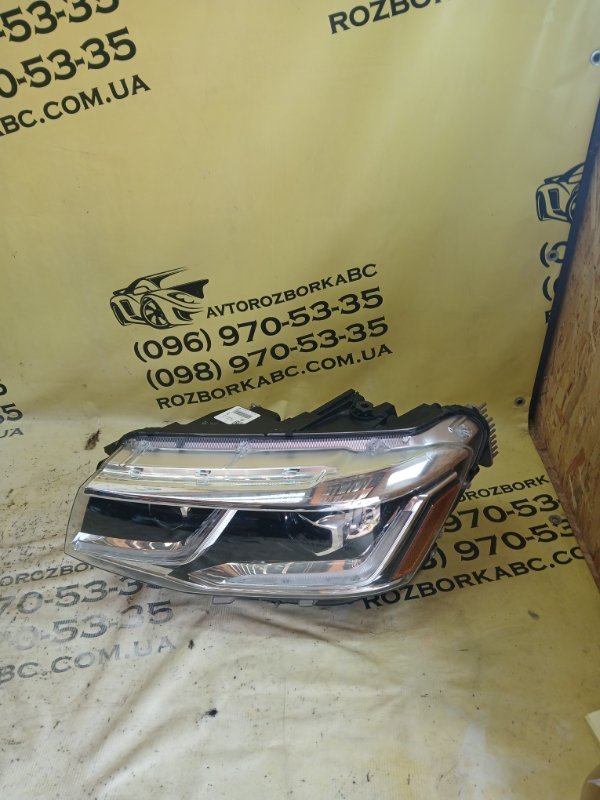 Запчасть фара передняя левая Volkswagen Taos 2023 Taos 1.5 DNKA 2GJ941081C Б/У Фара передняя левая Volkswagen Taos 2023 Taos 1.5 DNKA 2GJ941081C Б/У