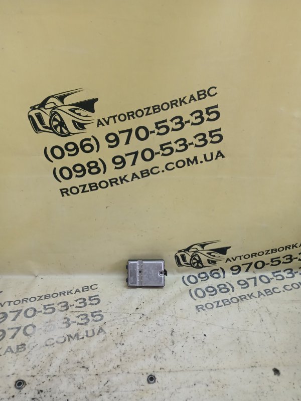 Запчасть блок управления Jeep Cherokee 2015 3.2 68223678AE Б/У Блок управления Jeep Cherokee 2015 3.2 68223678AE Б/У