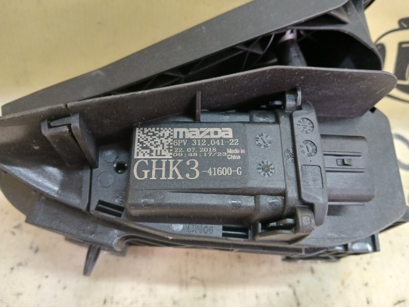 Педаль газа 6 2018 2.5 Педаль газа 6 2018 2.5