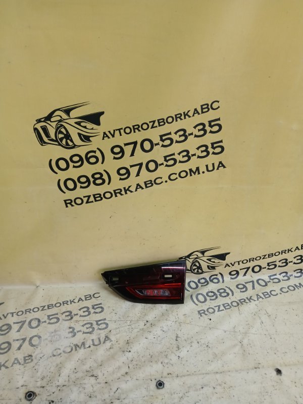 Запчасть фонарь внутренний задний правый MAZDA 6 2018 2.5 GRF8-51-3F0B Б/У Фонарь внутренний задний правый MAZDA 6 2018 2.5 GRF8-51-3F0B Б/У