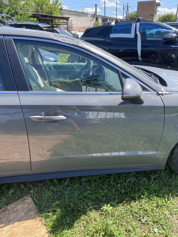 Двери передние правые Hyundai Sonata 2021 76004-L1010 Б/У