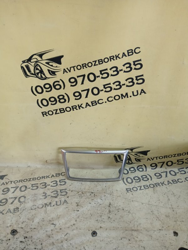 Запчасть накладка Mercedes-Benz gl 450 2015 3.0 A1666801917 Б/У Накладка Mercedes-Benz gl 450 2015 3.0 A1666801917 Б/У