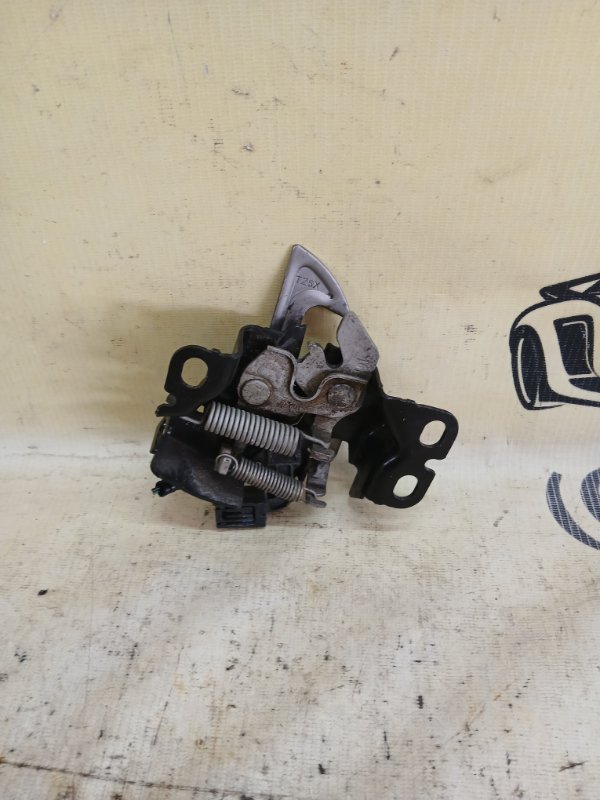 Замок капота ACURA MDX 3.5 Замок капота ACURA MDX 3.5