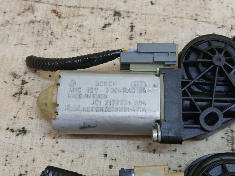 Мотор регулировки сиденья ACURA MDX 3.5 Мотор регулировки сиденья ACURA MDX 3.5