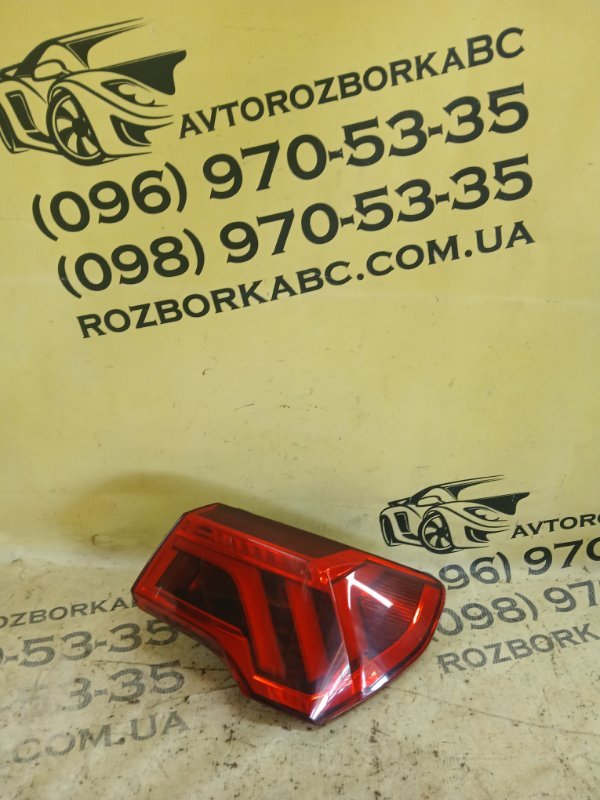 Фонарь внешний в крыло правый Audi Q3 2019 83A DHHA 83A945092A Б/У