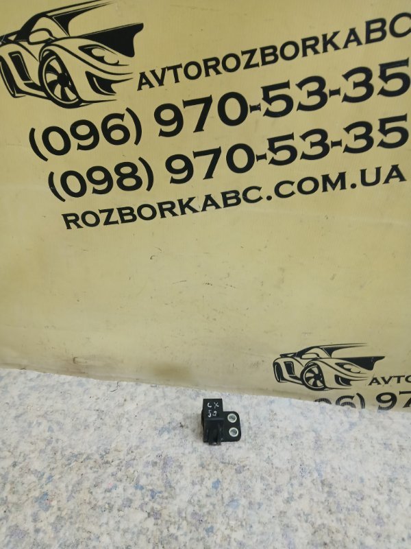 Запчасть кронштейн радиатора левый Mazda CX-50 2025 2.5 PAF3-15-241A Б/У Кронштейн радиатора левый Mazda CX-50 2025 2.5 PAF3-15-241A Б/У