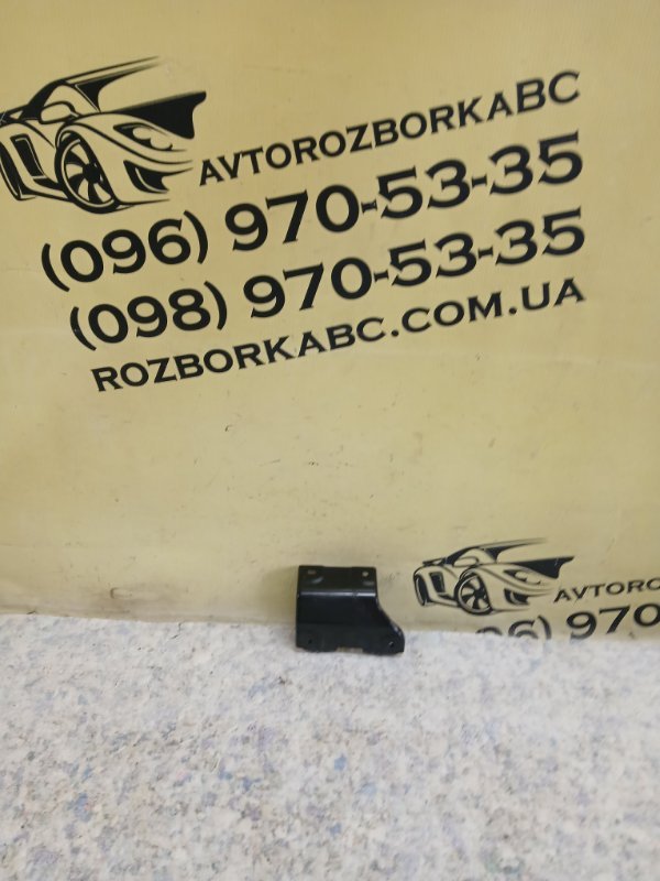 Запчасть кронштейн замка капота Mazda CX-50 2025 2.5 VA405212XB Б/У Кронштейн замка капота Mazda CX-50 2025 2.5 VA405212XB Б/У