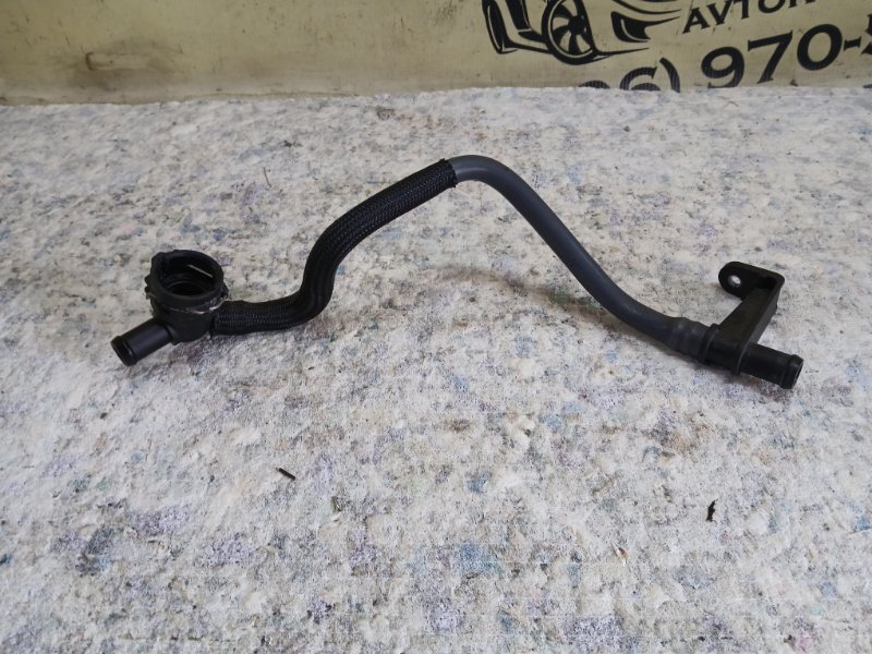 Патрубок системы охлаждения Volkswagen Tiguan Tiguan 3 2.0 DYLA