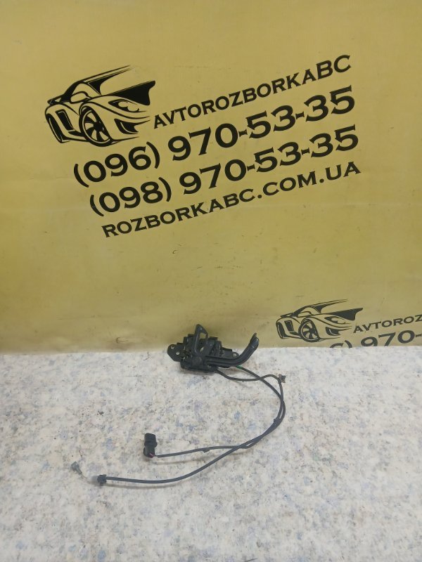 Запчасть замок капота Hyundai Sonata 2025 2.5 81130-L1501 Б/У Замок капота Hyundai Sonata 2025 2.5 81130-L1501 Б/У