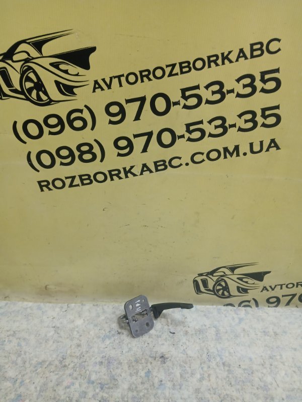 Скоба замка капота Volkswagen Id.4 Pro 2025 EDFA 11A 823 186 C Б/У