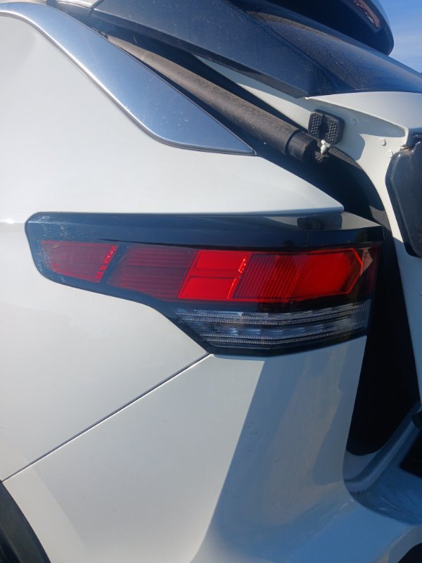 Запчасть фонарь внешний в крыло задний левый Volkswagen Tiguan 2025 Tiguan 3 2.0 DYLA 57N945095 Б/У Фонарь внешний в крыло задний левый Volkswagen Tiguan 2025 Tiguan 3 2.0 DYLA 57N945095 Б/У