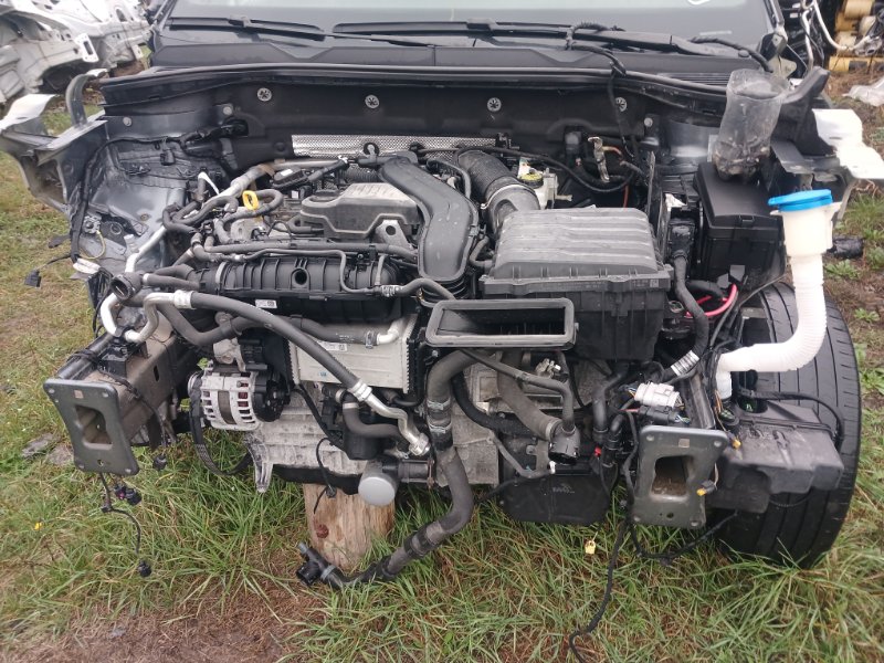 Запчасть двигатель Volkswagen Taos 2023 Taos 1.5 DNKA 05E 100 032 K Б/У Двигатель Volkswagen Taos 2023 Taos 1.5 DNKA 05E 100 032 K Б/У