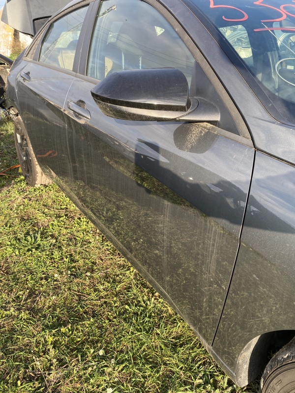 Двери в сборе передние правые Hyundai Elantra Двери в сборе передние правые Hyundai Elantra