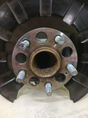 Цапфа ( Поворотний кулак) задняя левая MDX 2018 YD3 3.5