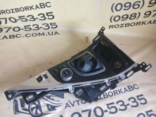 Накладка центральной консоли Q50 2019 AWD 3.0 Накладка центральной консоли Q50 2019 AWD 3.0