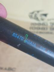 Амортизатор капота правый Infiniti Q50 AWD 3.0 Амортизатор капота правый Infiniti Q50 AWD 3.0