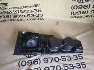 Накладка центральной консоли Passat 2020 B9 2.0 Накладка центральной консоли Passat 2020 B9 2.0