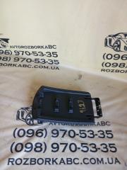 Подлокотник Rogue 2017 FWD 2.5 Подлокотник Rogue 2017 FWD 2.5