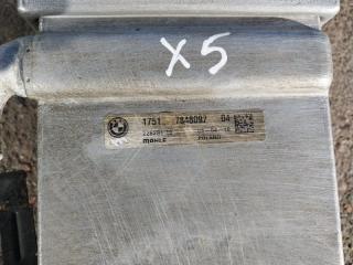 Радиатор интеркуллера правый X5 2018 F15 4.4