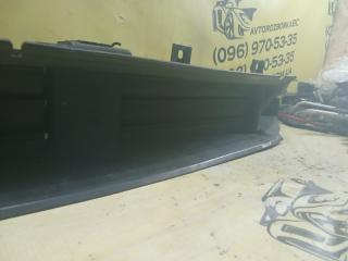 Дефлектор радиатора 750 2016 G11 G12 4.4 Дефлектор радиатора 750 2016 G11 G12 4.4