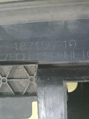 Дефлектор радиатора 750 2016 G11 G12 4.4 Дефлектор радиатора 750 2016 G11 G12 4.4