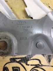 Петля капота передняя левая Q5 2021 80A 2.0 Петля капота передняя левая Q5 2021 80A 2.0