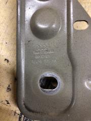 Кронштейн крыла передний левый Q8 2019 3.0 Кронштейн крыла передний левый Q8 2019 3.0