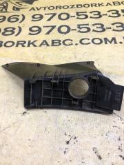 Накладка стоп-сигнала задняя правая Lexus UX 200 2.0 Накладка стоп-сигнала задняя правая Lexus UX 200 2.0