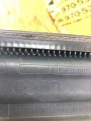 Накладка двери передняя правая Q8 2018 80A 3.0