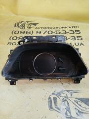 Приборна панель UX 2019 200 2.0 Приборна панель UX 2019 200 2.0