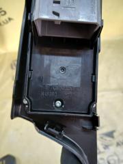 Кнопка стеклоподъемника Accord 2017 80A 2.0 Кнопка стеклоподъемника Accord 2017 80A 2.0