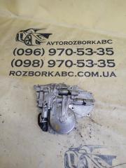 Крышка фазорегулятора правая Nissan Murano 2019