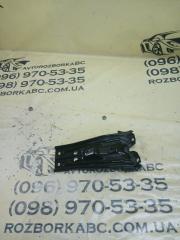 Кронштейн замка капота Volkswagen Tiguan 2019 Б/У Кронштейн замка капота Volkswagen Tiguan 2019