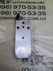 Кронштейн усилителя бампера передний GLB 2022 250 26092030411829