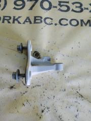 Петля двери передняя правая Mercedes-Benz gl 450 x166 276 3.0 biturbo