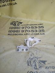 Петля капота передняя левая Mercedes-Benz gl 450 2015 Б/У Петля капота передняя левая Mercedes-Benz gl 450 2015