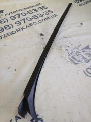 Молдинг лобового стекла передний правый gl 450 2015 x166 276 3.0 biturbo