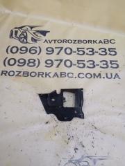 Кронштейн замка капота передний левый Mercedes-Benz gl 450 2015 Б/У Кронштейн замка капота передний левый Mercedes-Benz gl 450 2015