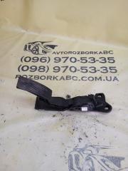 Педаль газа gl 450 2015 x166 276 3.0 biturbo