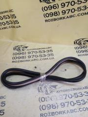 Уплотнитель двери передний правый Mercedes-Benz gl 450 2015 Б/У Уплотнитель двери передний правый Mercedes-Benz gl 450 2015