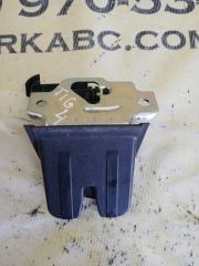 Замок багажника задний Volkswagen Tiguan Allspace 2.0 DGUA